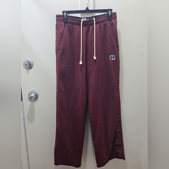 Nike Maroon Track Pants for Women - Picture 2 of 16